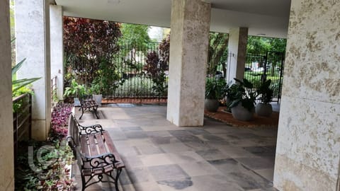 Image 21 - 227388